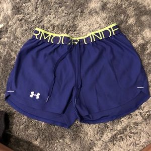 Under armour shorts XS